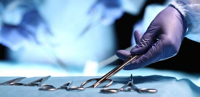 Операция по удалению карциномы яичника