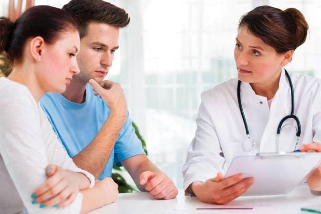 Молодая пара планирует беременность