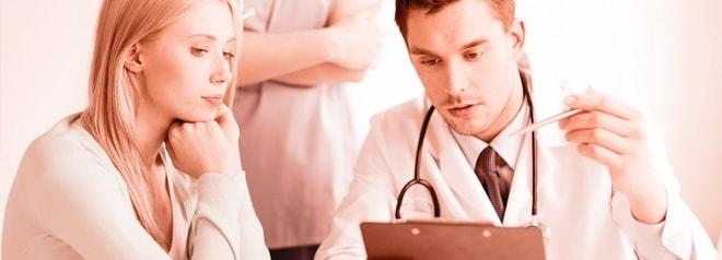 Врач выдаёт заключение